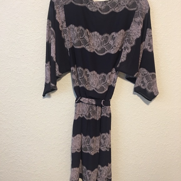 Collective Concepts Lace Print Dress with Sleeves - Picture 5 of 5